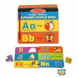 Cartea din lemn cu litere magnetice Melissa and Doug