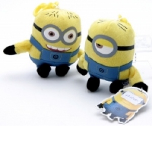 Minions - mascota de plus cu agatatoare