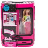 Dressing Barbie Fashionista