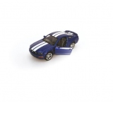 Masinuta diecast Ford Mustang GT 2006, model albastru