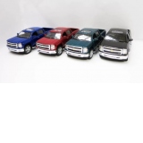 Masinuta metalica Chevrolet Silverado 13cm, scara 1 la 46, diverse culori